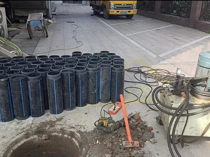 西昌镇PE置换管厂家 DN315置换管 非开挖管短管置换